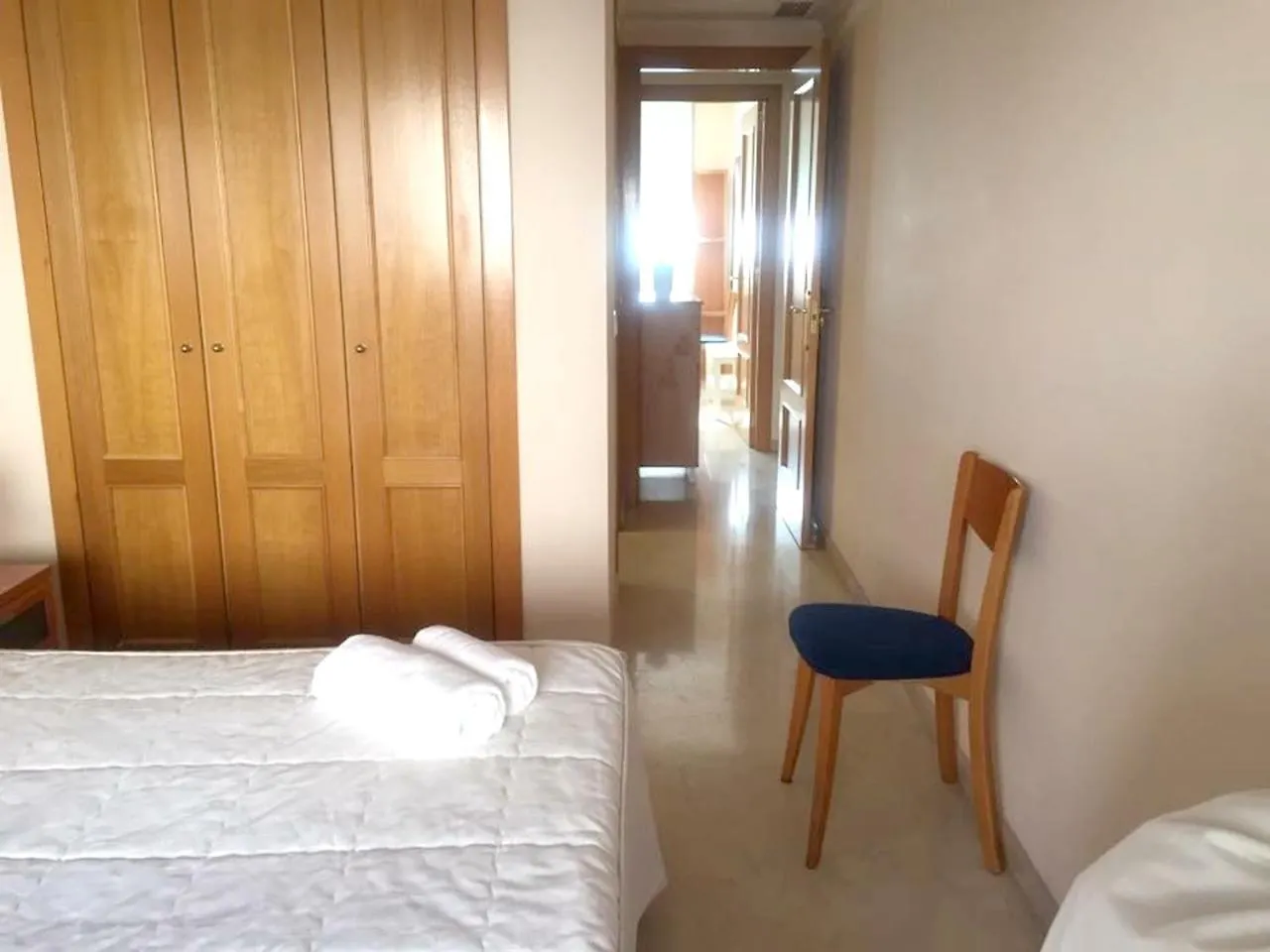 Apartment Plaza De La Solidaridad Málaga 0*,  İspanya